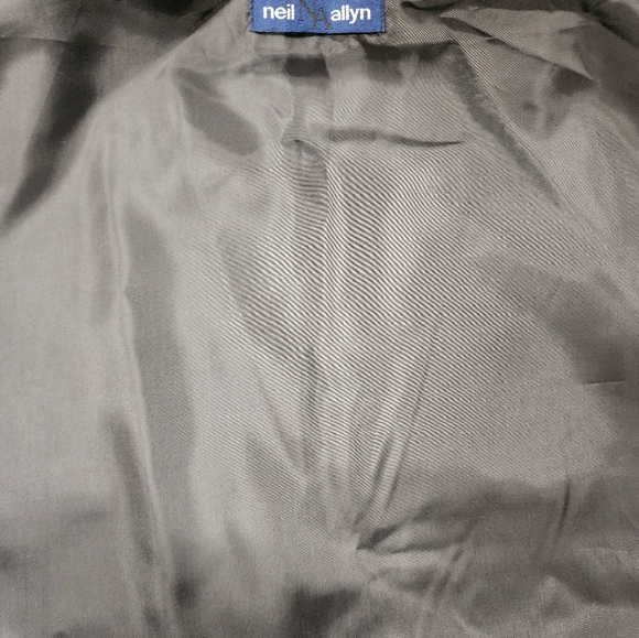 MEN'S 5 BUTTON BLACK VEST - Picture 2 of 6